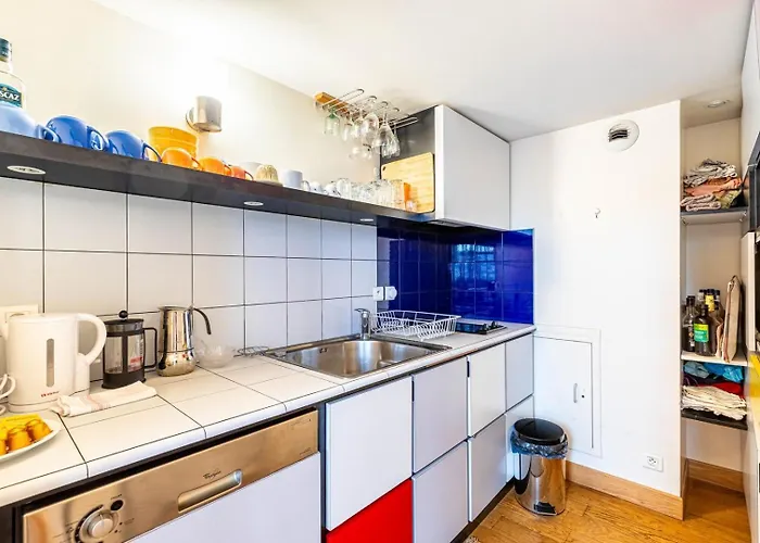 Guestready - Spacious Mid-term For 4 Apartment Paris